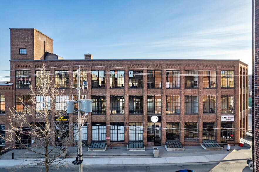 161 Liberty St, Toronto, ON à louer - Photo de l’immeuble – Image 3 sur 6