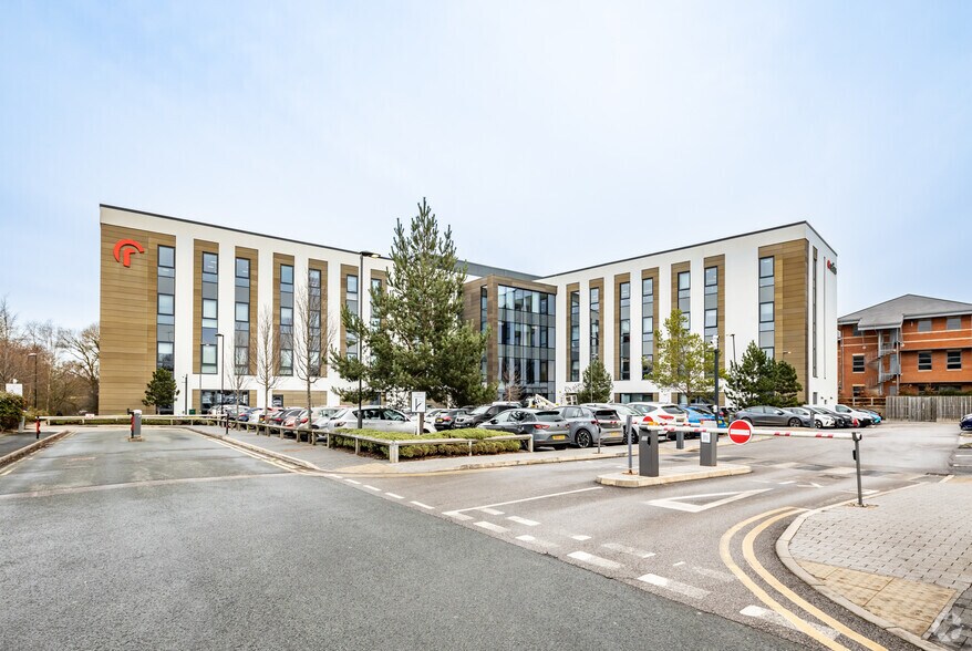 Electra Way, Crewe à vendre - Photo de l’immeuble – Image 3 sur 14