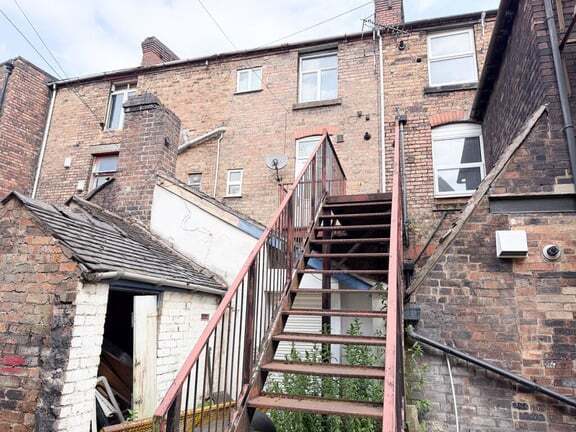 10 Moorland Rd, Stoke On Trent à vendre Photo de l’immeuble– Image 1 sur 8