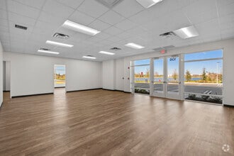 12070 SW Tom Mackie Blvd, Port Saint Lucie, FL à louer Photo intérieure– Image 2 sur 8