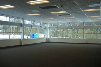 Plus de détails pour 50 Dartmouth Dr, Auburn, NH - Local d’activités à vendre
