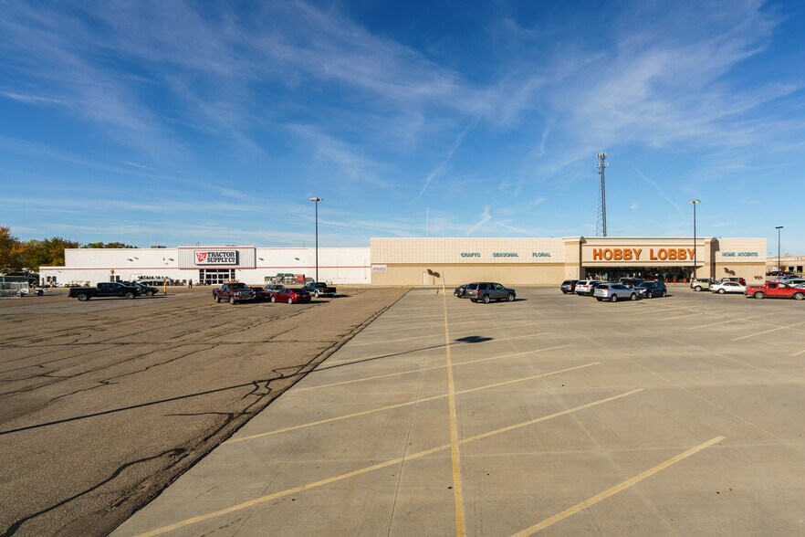 1322 N Diers Ave, Grand Island, NE à louer - Photo de l’immeuble – Image 2 sur 7