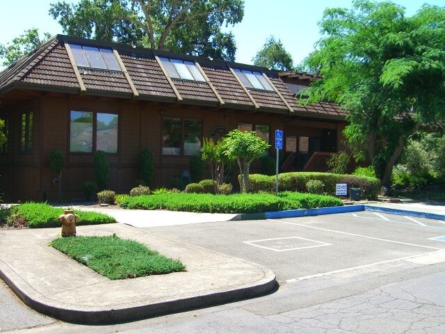 2436 Foothill Blvd, Calistoga, CA à vendre Photo de l’immeuble– Image 1 sur 9