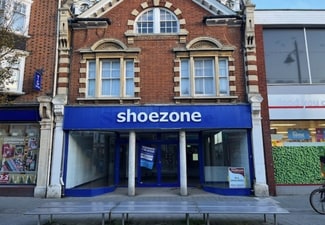 Plus de détails pour 62 Hamilton Road, Felixstowe - Local commercial à louer