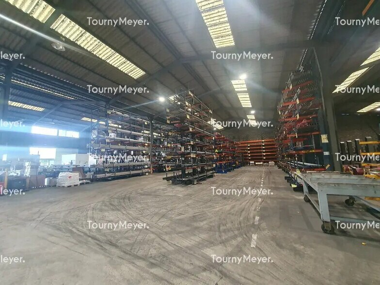 Bureau dans Bègles à louer - Photo de l’immeuble – Image 3 sur 7