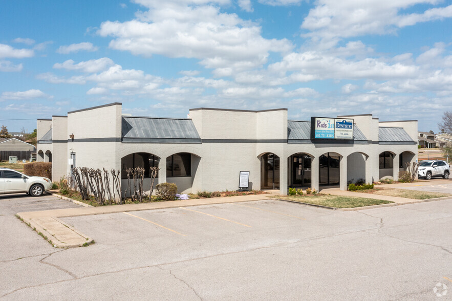 12516 N May Ave, Oklahoma City, OK à louer - Photo principale – Image 1 sur 4