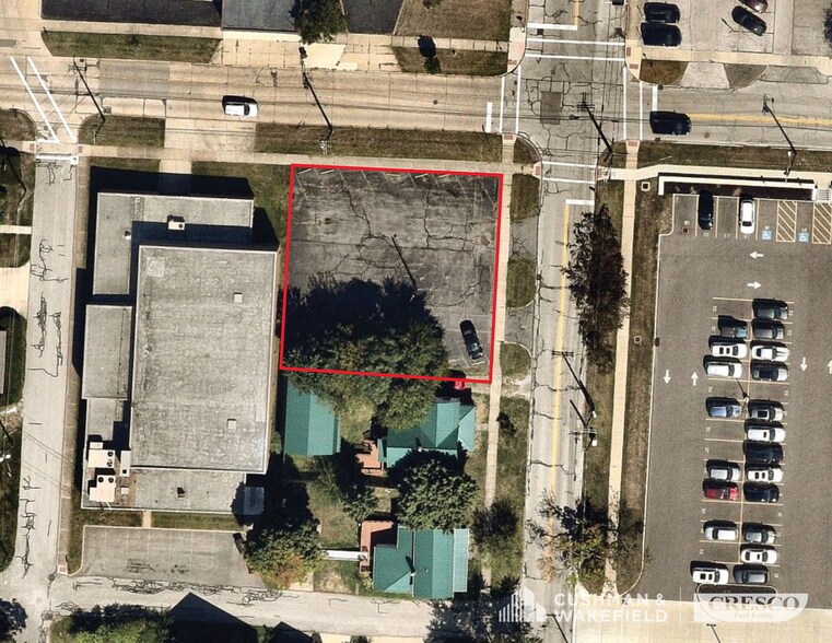 246 S Meridian St, Ravenna, OH à vendre - Photo de l’immeuble – Image 1 sur 1
