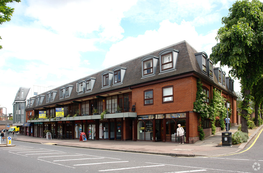 27-39 Station Ln, Hornchurch à louer - Photo de l’immeuble – Image 2 sur 8