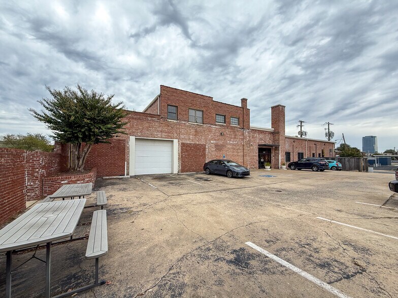 1115 W 3rd St, Little Rock, AR à vendre - Photo de l’immeuble – Image 3 sur 10