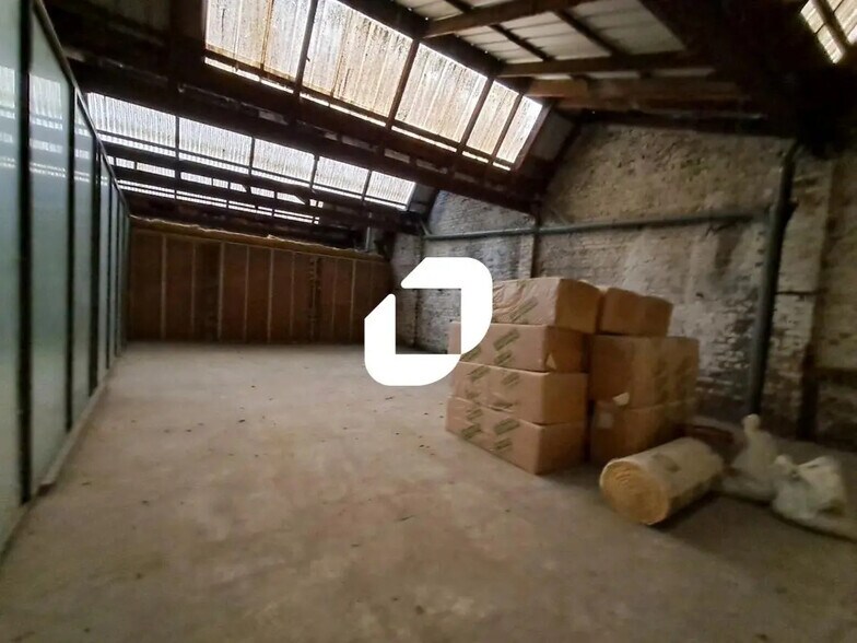 Local d’activités dans Tourcoing à louer - Photo de l’immeuble – Image 3 sur 4