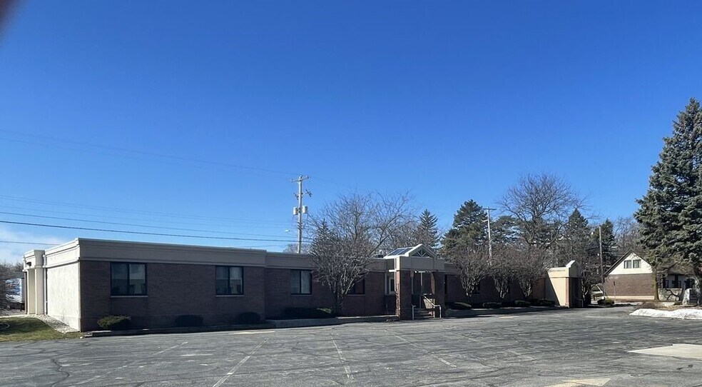 816 S Hamilton St, Saginaw, MI à vendre - Photo de l’immeuble – Image 3 sur 16
