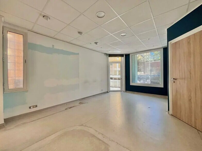 Bureau dans Nice à louer - Photo de l’immeuble – Image 1 sur 10