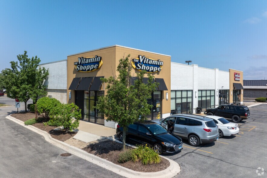 Lincolnwood Town Center Outlots portefeuille de 2 biens à vendre sur LoopNet.fr - Photo principale – Image 3 sur 15