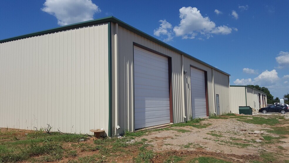 2141 Collins Rd, Denton, TX à louer - Photo de l’immeuble – Image 3 sur 3