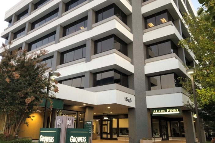 1676 N California Blvd, Walnut Creek, CA à louer - Photo de l’immeuble – Image 3 sur 4