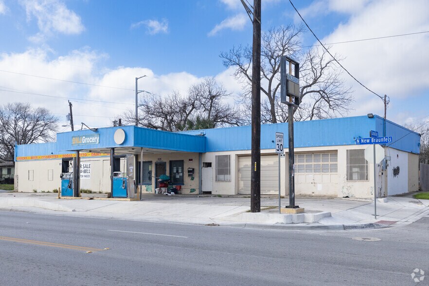 815 N New Braunfels Ave, San Antonio, TX à vendre - Photo principale – Image 2 sur 8