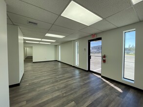 1030 S 86th St, Tampa, FL à vendre Photo intérieure– Image 2 sur 17