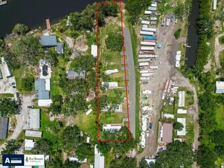 Plus de détails pour 11224 Restwood Dr, Gibsonton, FL - Logement à vendre