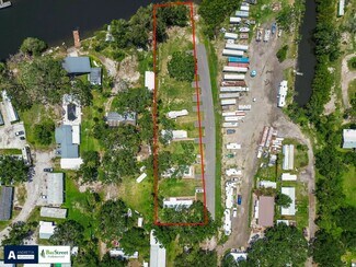 Plus de détails pour 11224 Restwood Dr, Gibsonton, FL - Logement à vendre