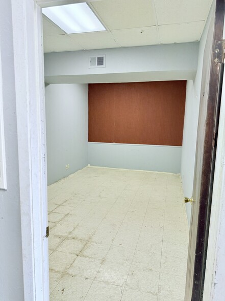 611-615 9th St N, Texas City, TX à vendre - Photo de l’immeuble – Image 3 sur 35
