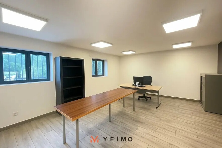 Local d’activités dans Boinvilliers à louer - Photo intérieure – Image 3 sur 6