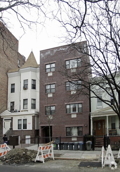 3144 Hull Ave, Bronx, NY à vendre - Photo de l’immeuble – Image 2 sur 3