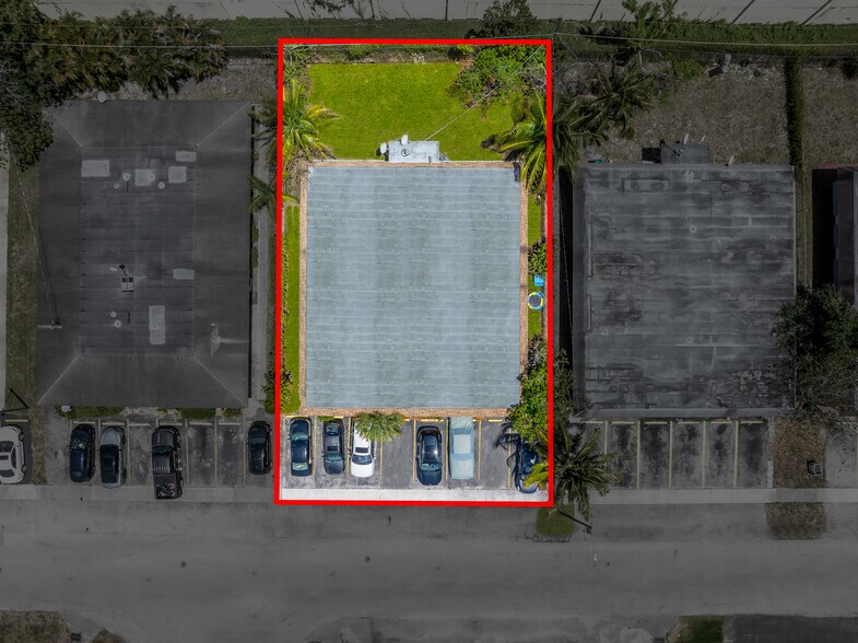 1854-1854 NW 52nd Ave, Lauderhill, FL à vendre - Photo de l’immeuble – Image 2 sur 2