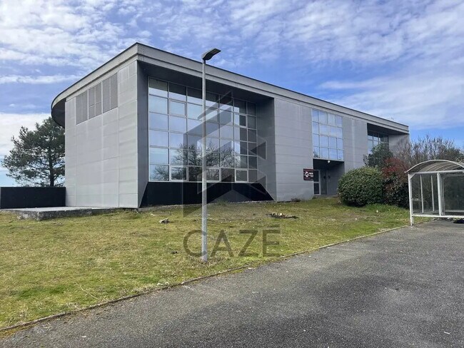 Plus de détails pour Bureau à vendre