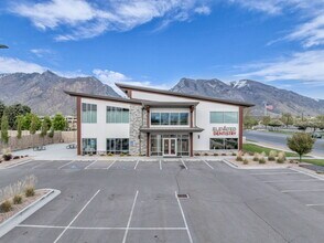11020 N 5500 W, Highland, UT à louer Photo de l’immeuble– Image 2 sur 22