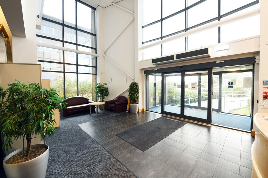 Discovery House, Eliot Business Park, Nuneaton à louer - Photo intérieure – Image 2 sur 17