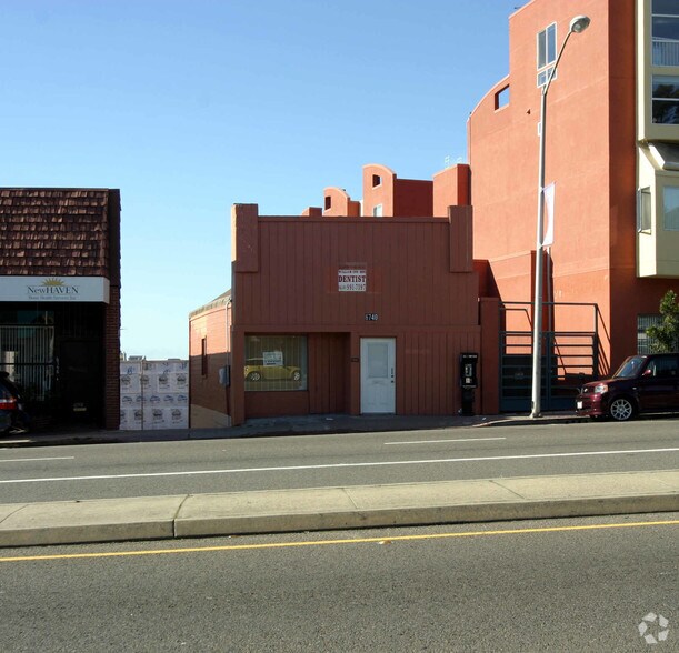 6740 Mission St, Daly City, CA à vendre - Photo de l’immeuble – Image 2 sur 4