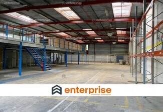 Plus de détails pour Local d'activités à louer