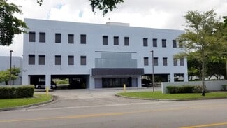 Plus de détails pour 2300 NW 89th Pl, Miami, FL - Bureau à louer