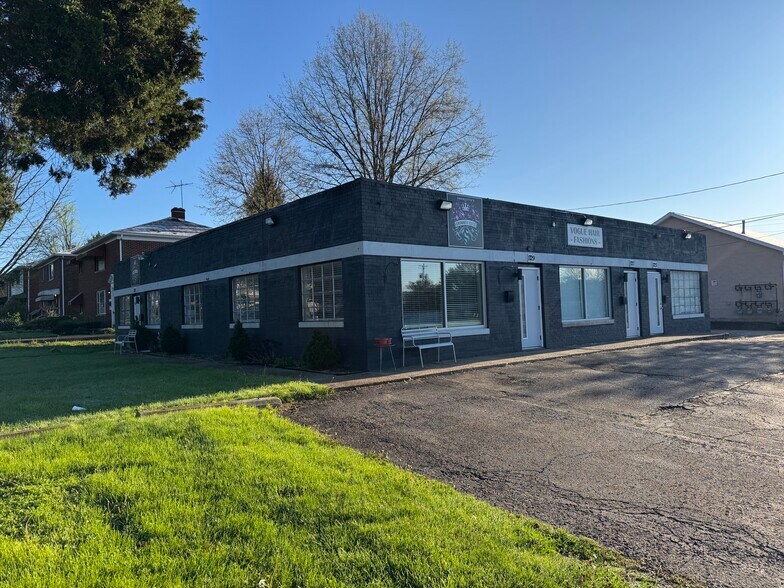 1723-1727 Saddlewood Ave, Akron, OH à vendre - Photo de l’immeuble – Image 3 sur 10