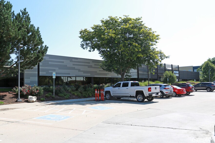 2400 Trade Centre Ave, Longmont, CO à louer - Photo principale – Image 1 sur 5
