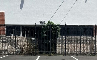 Plus de détails pour 785 E 14th St, Los Angeles, CA - Industriel/Logistique à vendre