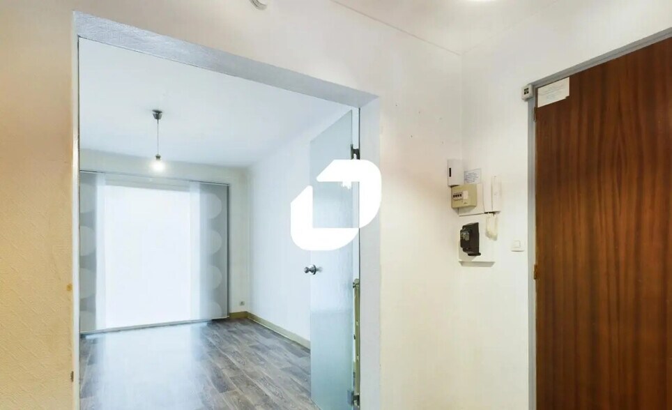 Bureau dans Nantes à vendre - Photo de l’immeuble – Image 2 sur 8