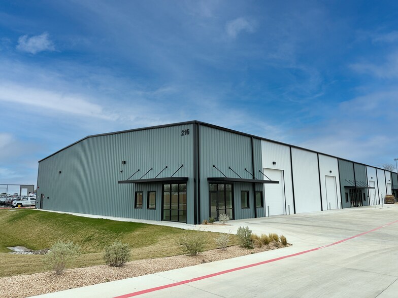 216 Benelli, Round Rock, TX à louer - Photo de l’immeuble – Image 1 sur 8