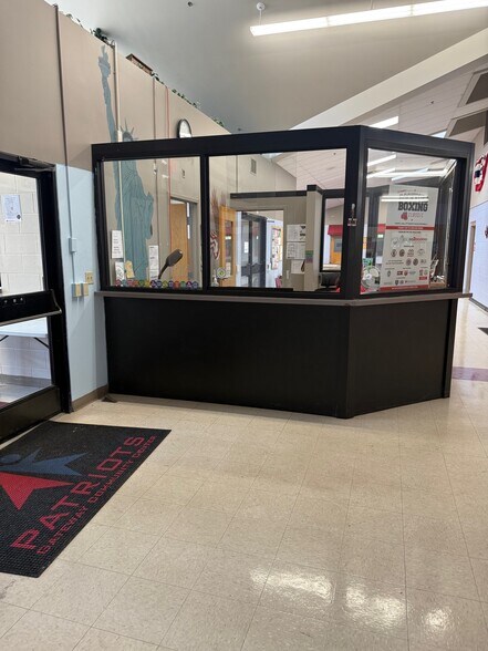 615 S 5th St, Rockford, IL à louer - Photo de l’immeuble – Image 3 sur 18