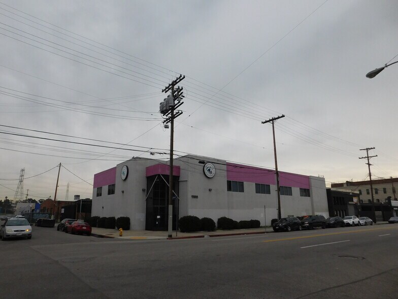 1100 S Santa Fe Ave, Los Angeles, CA à louer - Photo de l’immeuble – Image 3 sur 32