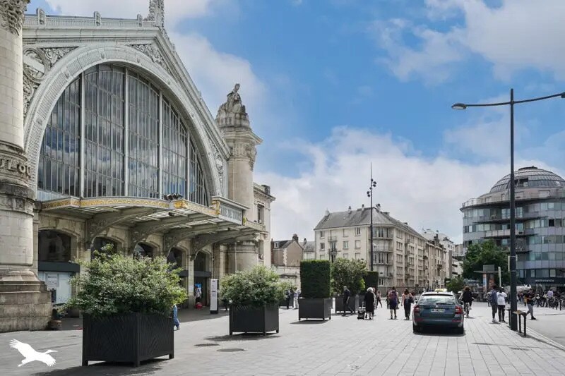 Local commercial dans Tours à louer - Photo de l’immeuble – Image 1 sur 1