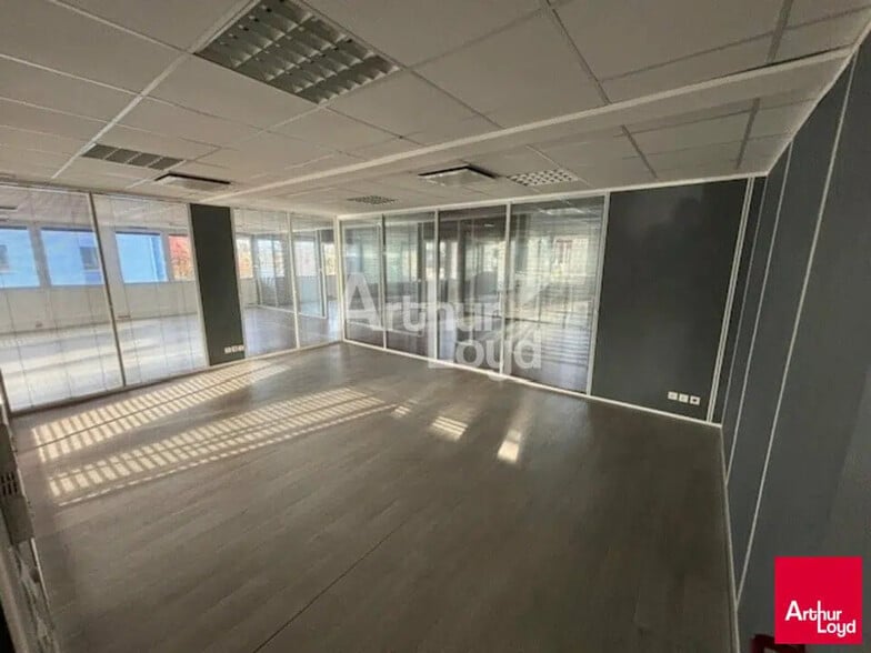 Bureau dans Cesson-Sévigné à louer - Photo intérieure – Image 3 sur 8