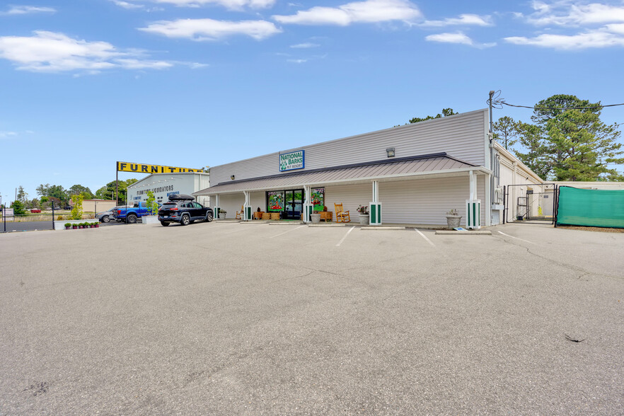806 Lillington Hwy, Spring Lake, NC à vendre - Photo de l’immeuble – Image 3 sur 5