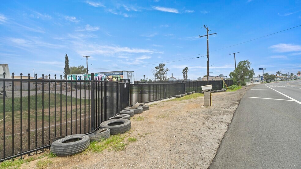 10044-10054 Mission Blvd, Jurupa Valley, CA à vendre - Autre – Image 3 sur 15