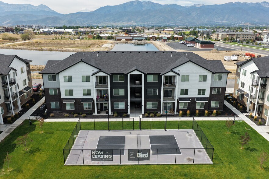 1346 S Sawmill Blvd, Heber City, UT à vendre - Photo principale – Image 1 sur 32
