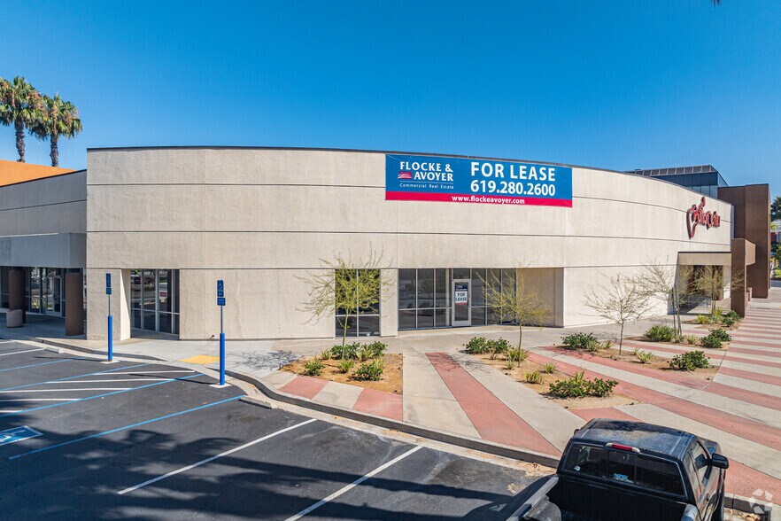 8815 Murray Dr, La Mesa, CA à louer - Photo principale – Image 1 sur 4