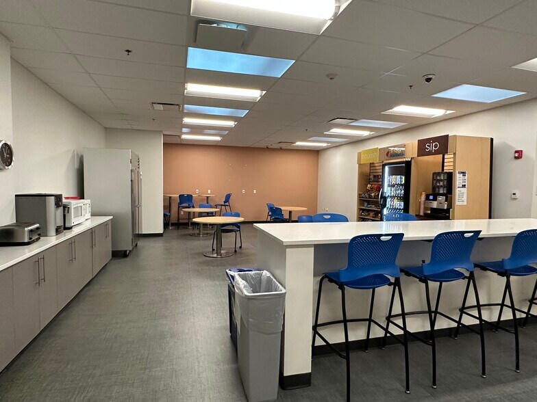 306 Belmont St, Worcester, MA à louer - Photo intérieure – Image 3 sur 7