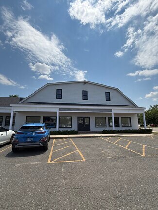 Plus de détails pour 3039 Main St, Glastonbury, CT - Local commercial à louer