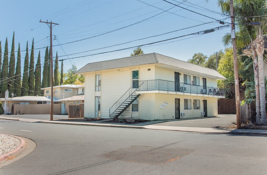 22 S Lake Dr, Antioch, CA à vendre - Photo de l’immeuble – Image 3 sur 20