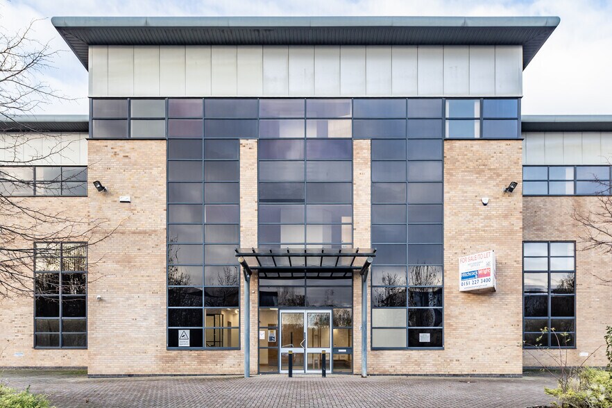 Estuary Boulevard, Liverpool à louer - Photo de l’immeuble – Image 2 sur 3